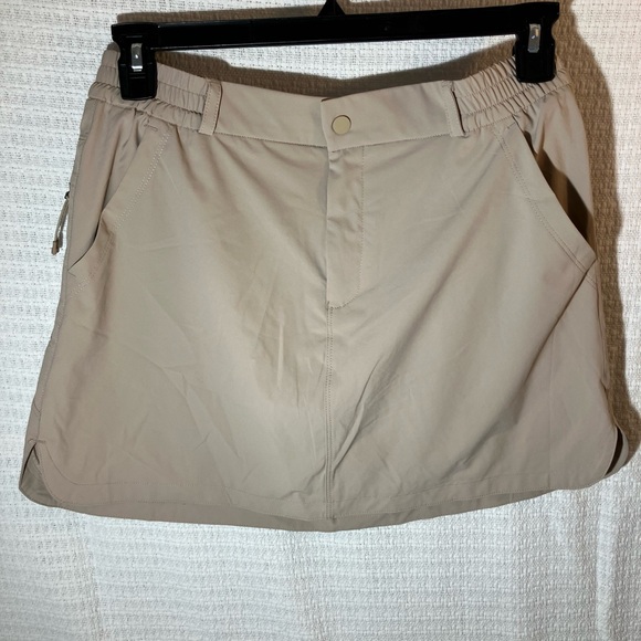 Baleaf Women's Tan Skirt - Picture 1 of 3